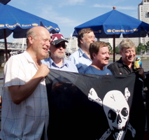 pirateswithflag